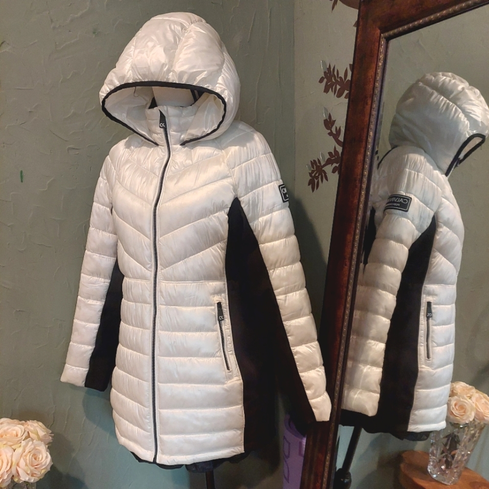 CK ❄️ Performance ladies jacket sz M